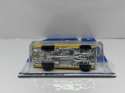 Hot Wheels 1970 Plymouth Road Runner Oh Henry! 1:64 Diecast Yellow