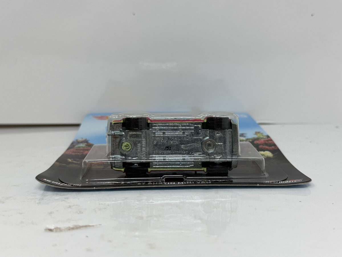 Hot Wheels The Beatles Sgt. Pepper 1967 Austin Mini Van 1:64 Diecast Real Riders