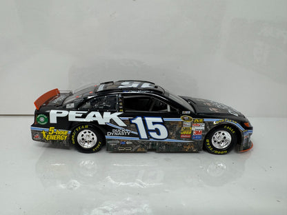 Action NASCAR Clint Bowyer #15 Peak Duck Dynasty 2013 Toyota Camry 1:24 Diecast