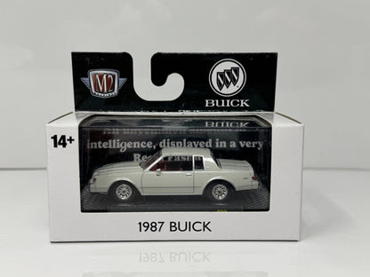 M2 Machines Buick 1987 Buick Regal Limited 1:64 Diecast White