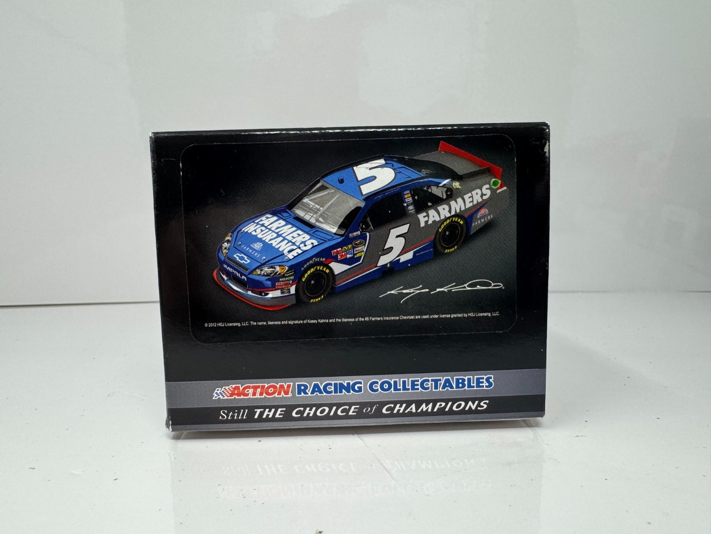 Lionel NASCAR Kasey Kahne #5 Farmers Insurance 2012 Chevy Impala 1:24 Diecast