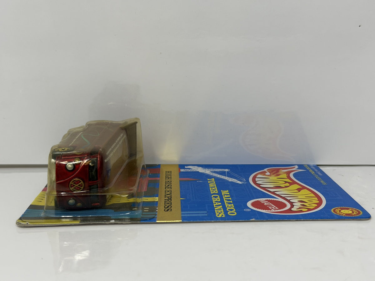 Hot Wheels Malleco Tower Cranes High Rise Express VW Drag Bus 1:64 Diecast