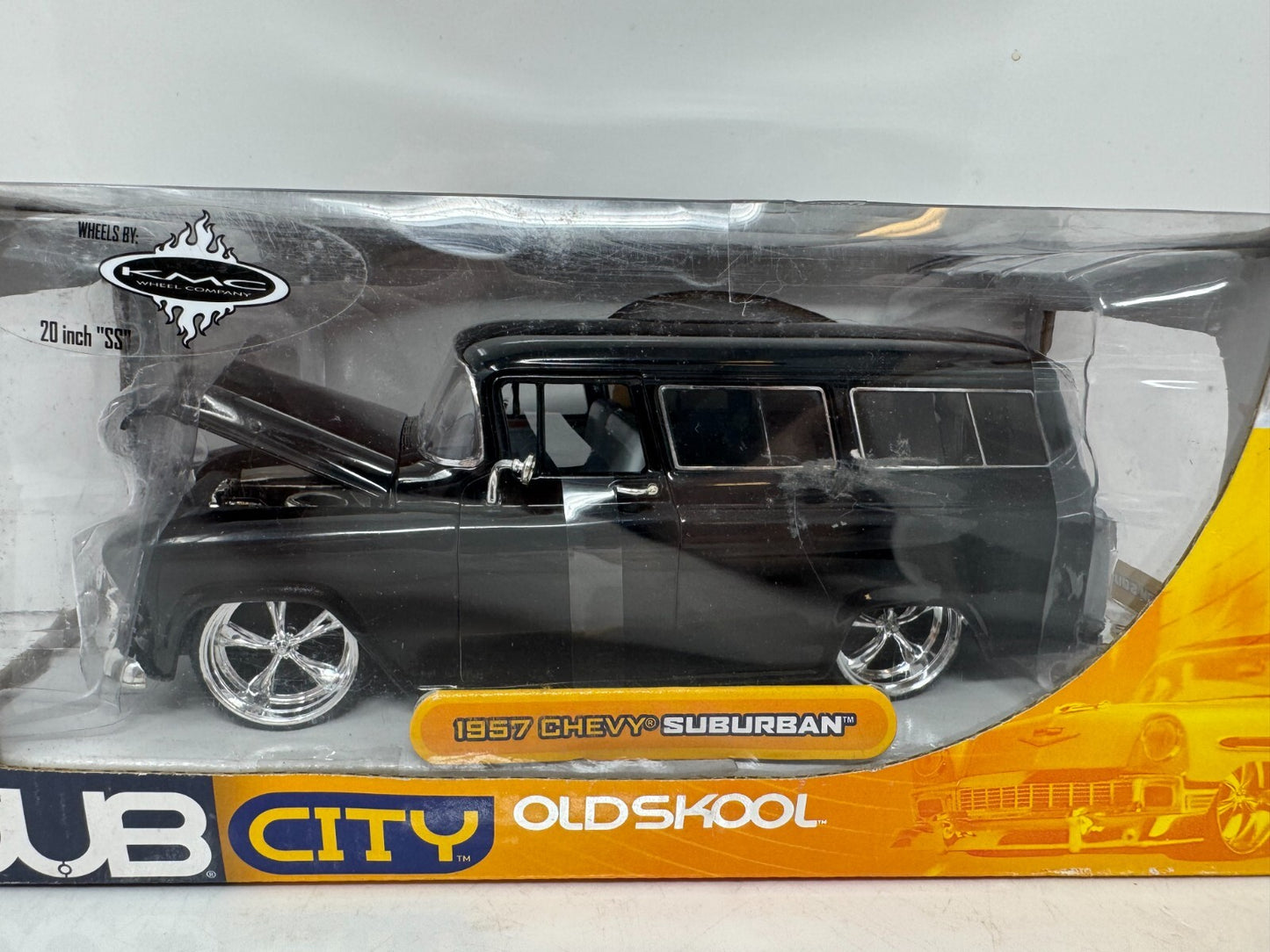Jada Dub City 1957 Chevy Suburban Black 1:24 Diecast KMC Wheels 20 Inch SS Rims