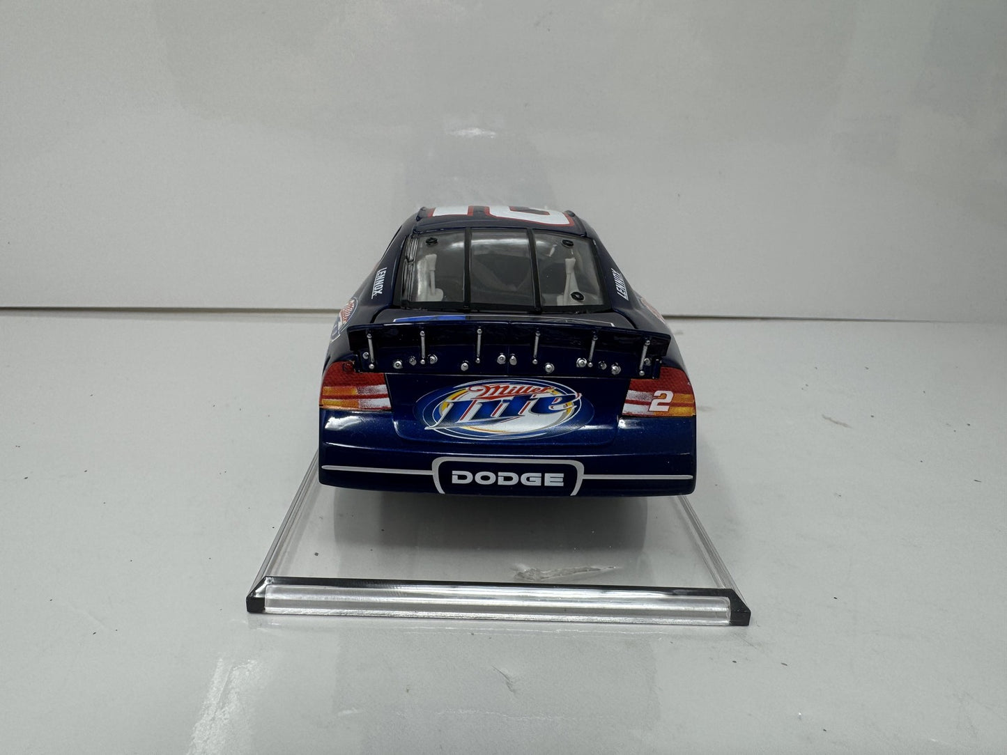Action Nascar Rusty Wallace #2 Miller Lite 2003 Dodge Intrepid 1:24 Diecast
