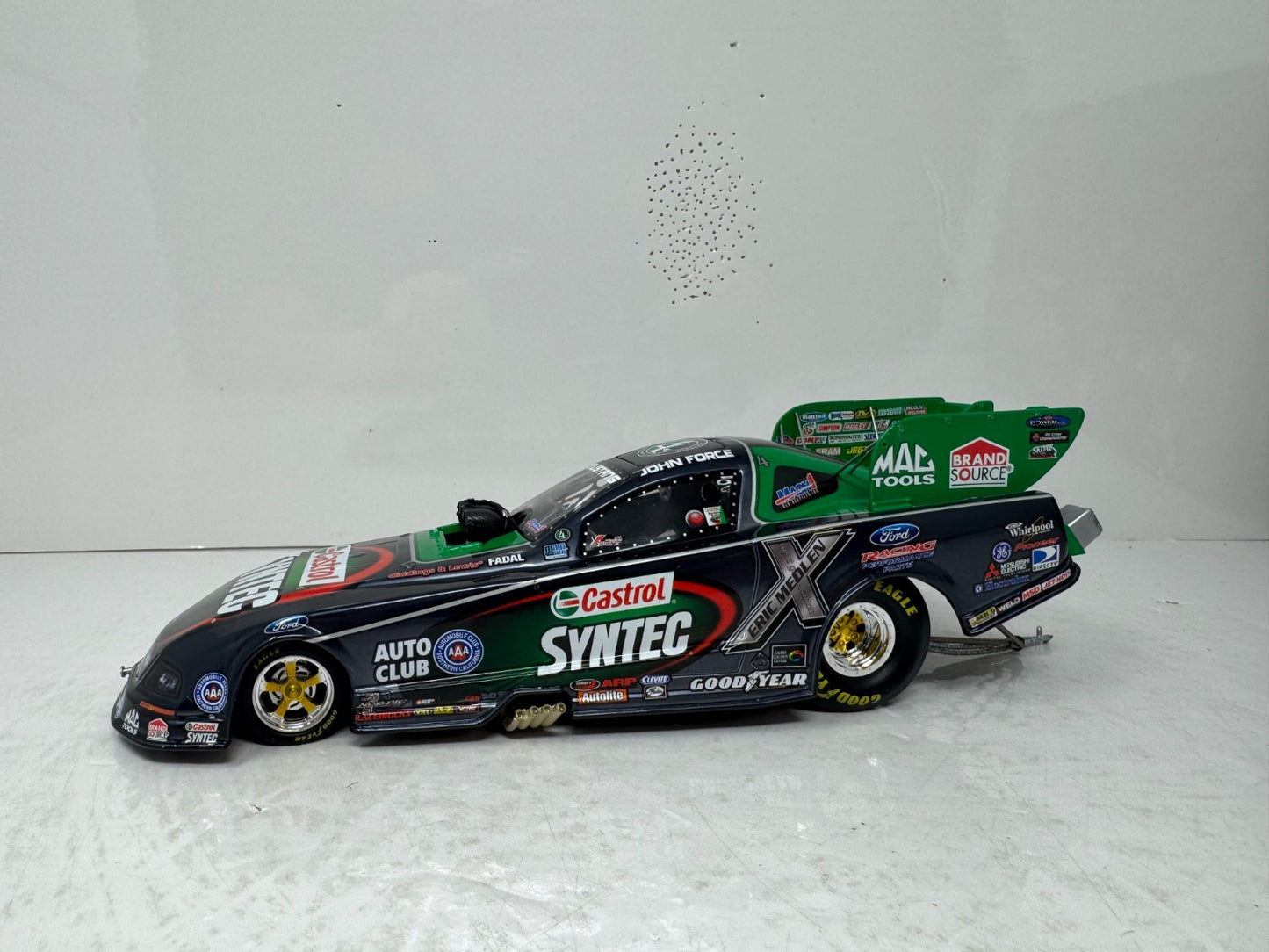 Motorsports Authentics NHRA John Force Castrol Eric Medlen Tribute 1:24 Diecast