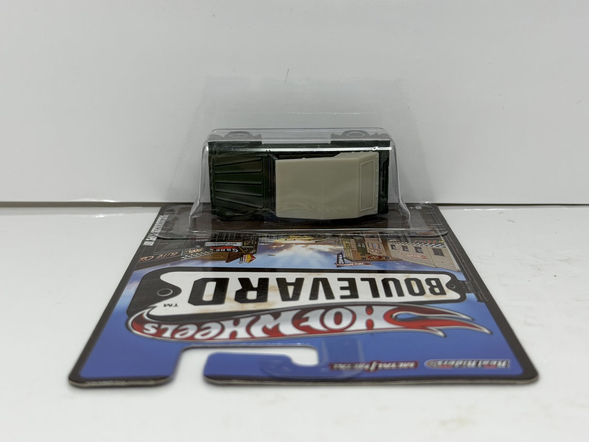 Hot Wheels Boulevard Volkswagen Type 181 1:64 Diecast Real Riders