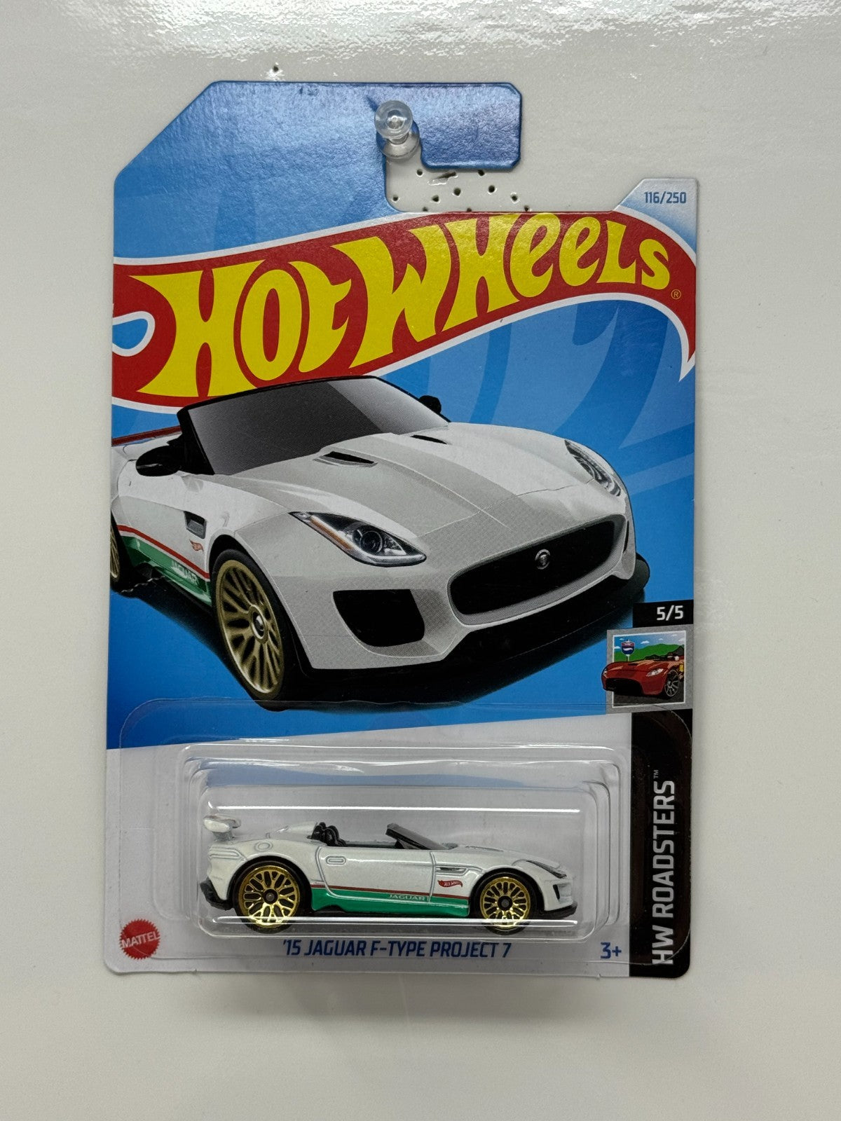 Hot Wheels Roadsters 2015 Jaguar F-Type Project 7 1:64 Diecast White