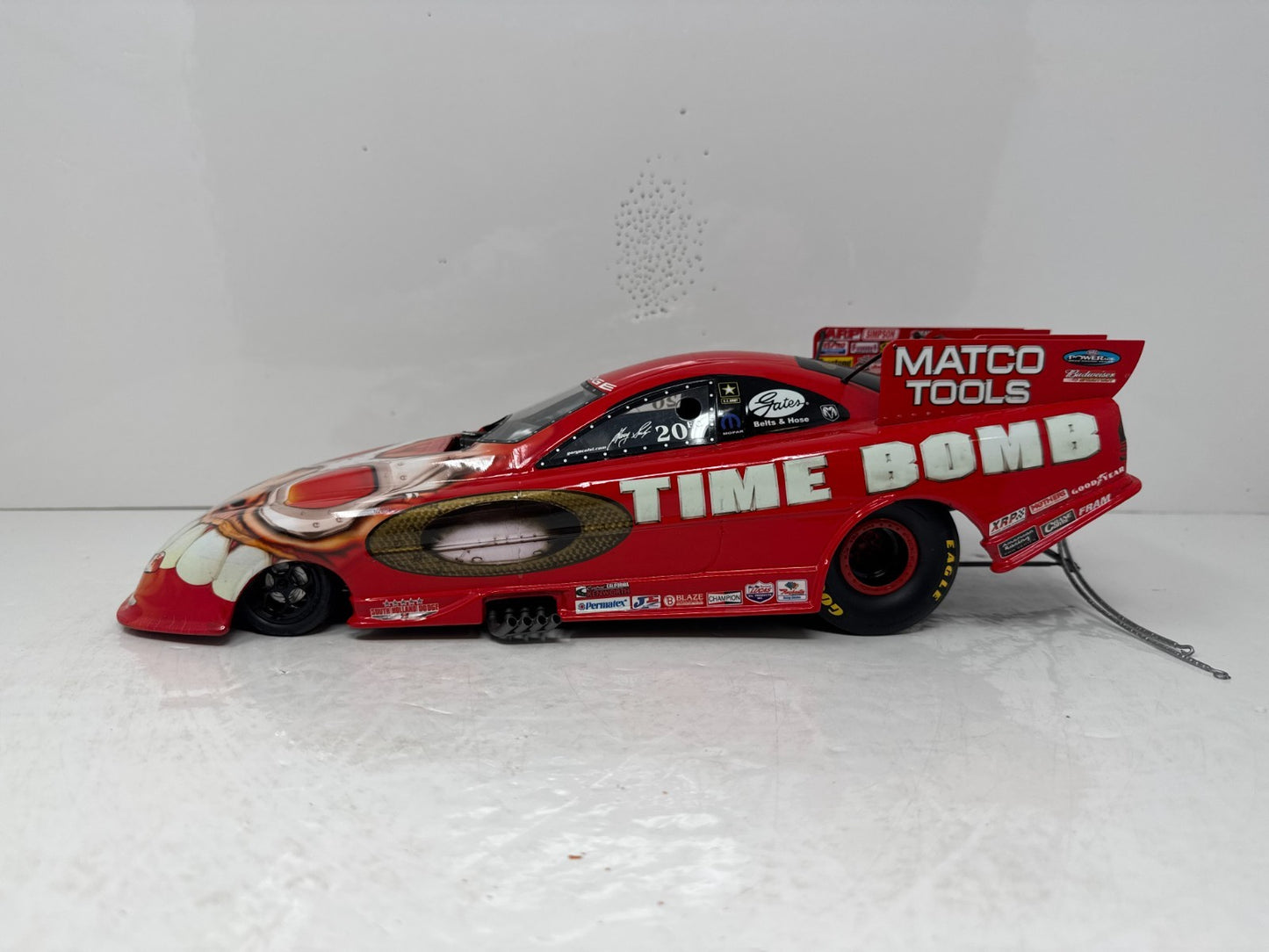 Milestone Gary Scelzi NHRA Oakley Time Bomb Dodge Stratus Funny Car 1:16 Scale