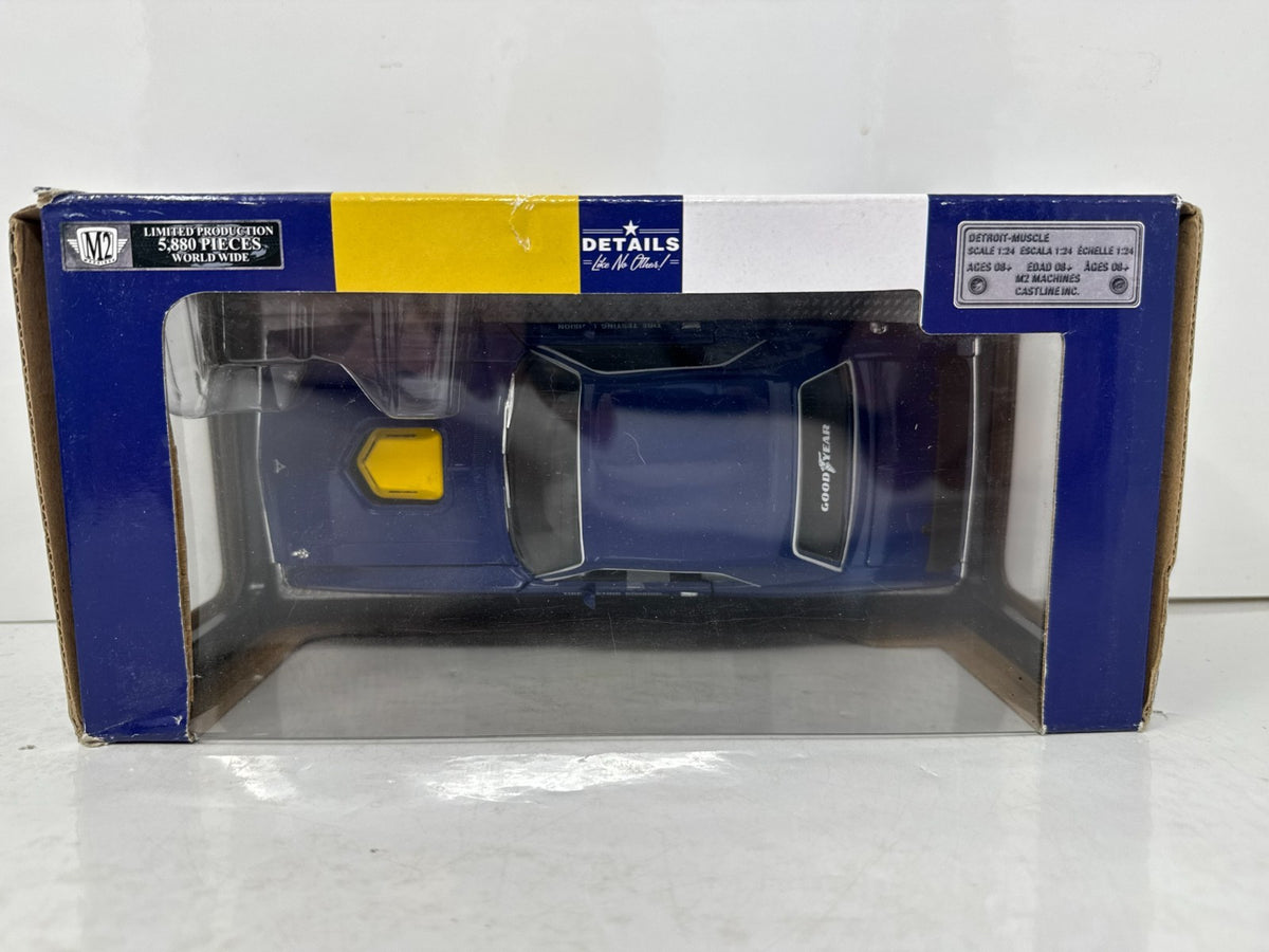 M2 Machines Goodyear 1970 Dodge Challenger R/T HEMI 1:24 Diecast