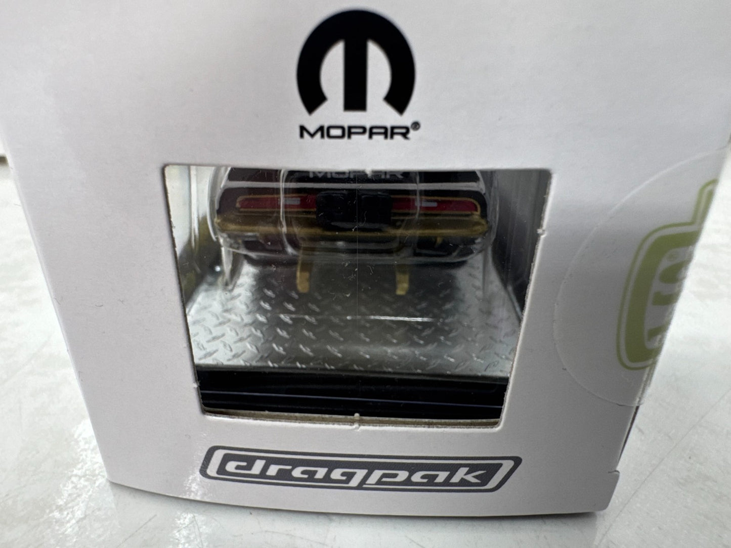 M2 Machines Mopar 1971 Dodge Challenger Funny Car CHASE 1:64 Diecast