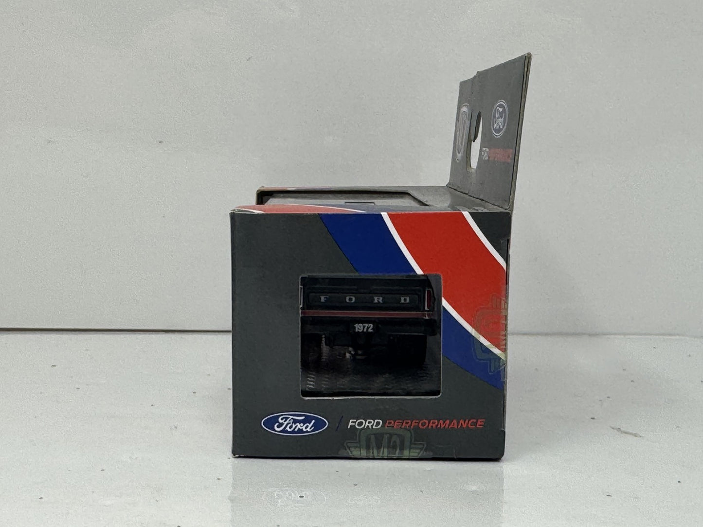 M2 Machines Ford Performance 1972 Ford F-250 Custom 4x4 1:64 Diecast