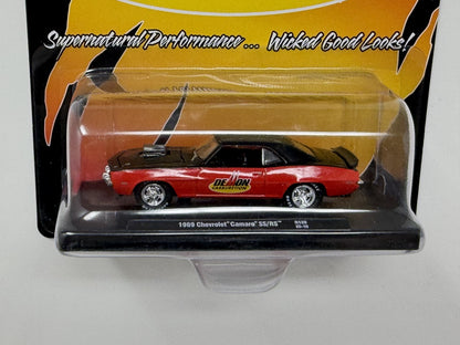M2 Machines Demon Carburetion 1969 Chevrolet Camaro SS/RS 1:64 Diecast