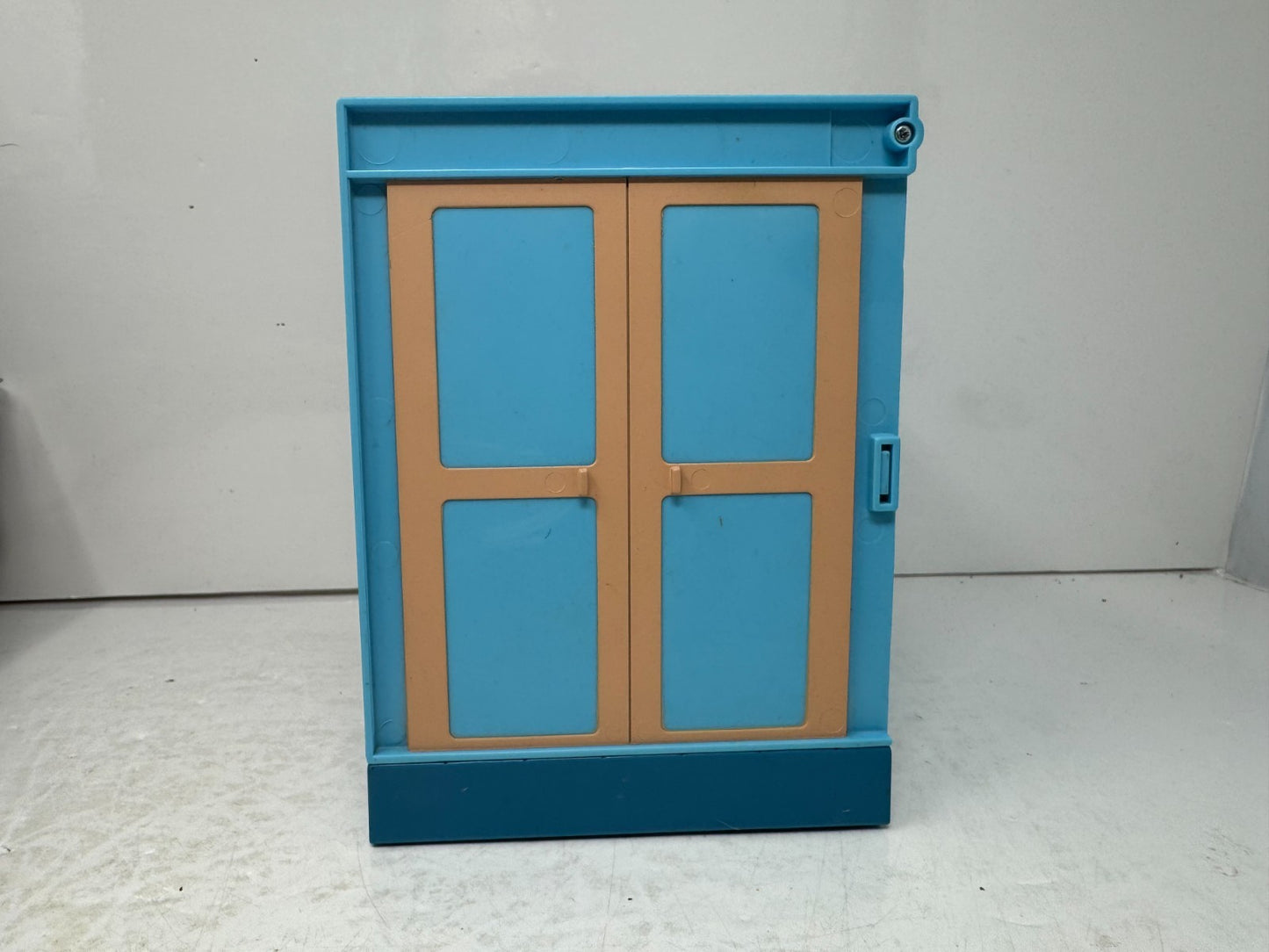 Simpsons World of Springfield Kwik E Mart Convenience Store Playmates Playset