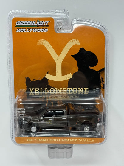 Greenlight Hollywood Yellowstone 2017 Ram 3500 Laramie Dually 1:64 Diecast