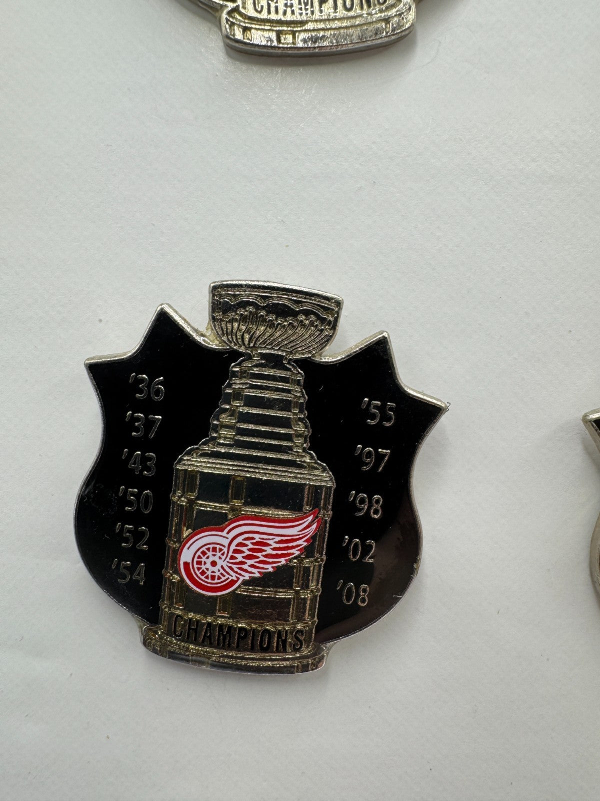 Detroit Red Wings Stanley Cup Champions Vintage NHL Hockey Lapel Pin