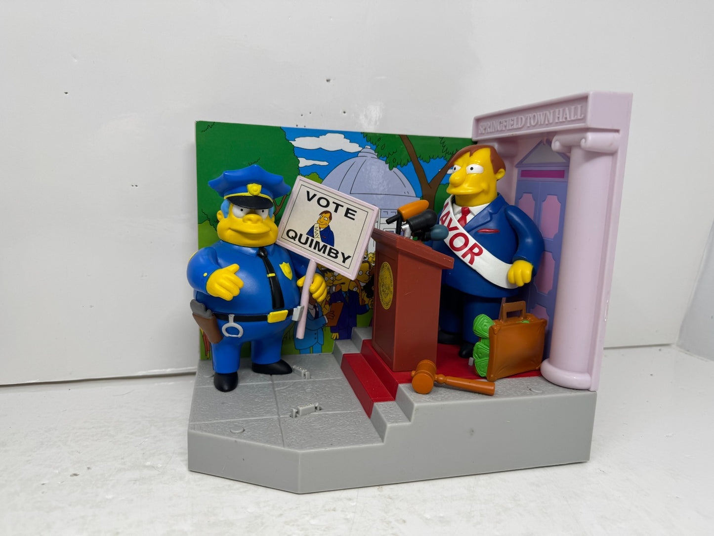 Simpsons World of Springfield Town Hall Announcement Playmates Playset Diorama