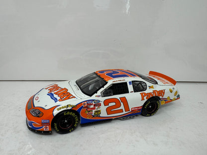 Action Nascar #21 Kevin Harvick PayDay 2003 Chevy Monte Carlo 1:24 Diecast