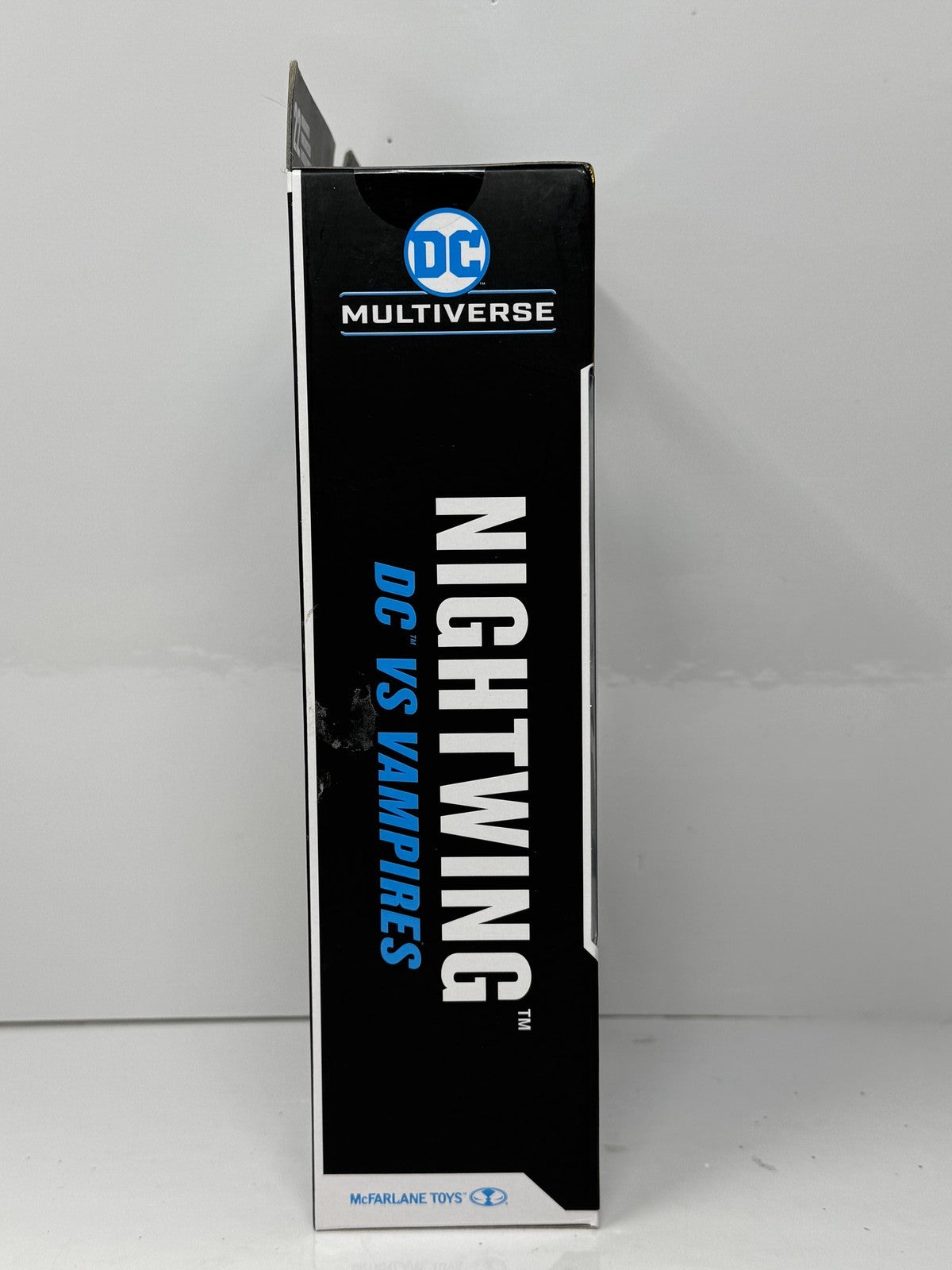McFarlane DC Multiverse Nightwing DC vs Vampires Gold Label Action Figure