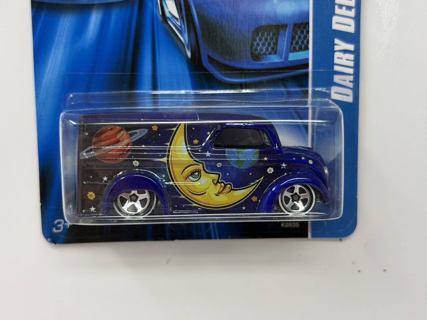 Hot Wheels 2007 All Stars Dairy Delivery "Luna Lu" 1:64 Diecast