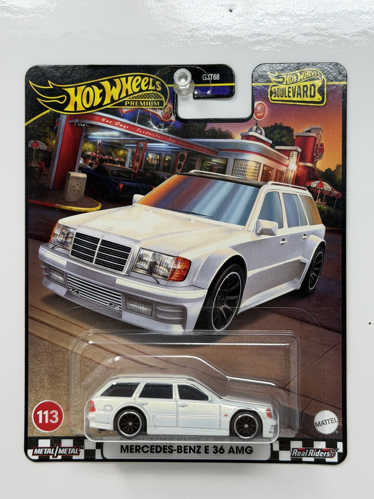 Hot Wheels Premium Boulevard #113 Mercedes-Benz E 36 AMG 1:64 Diecast