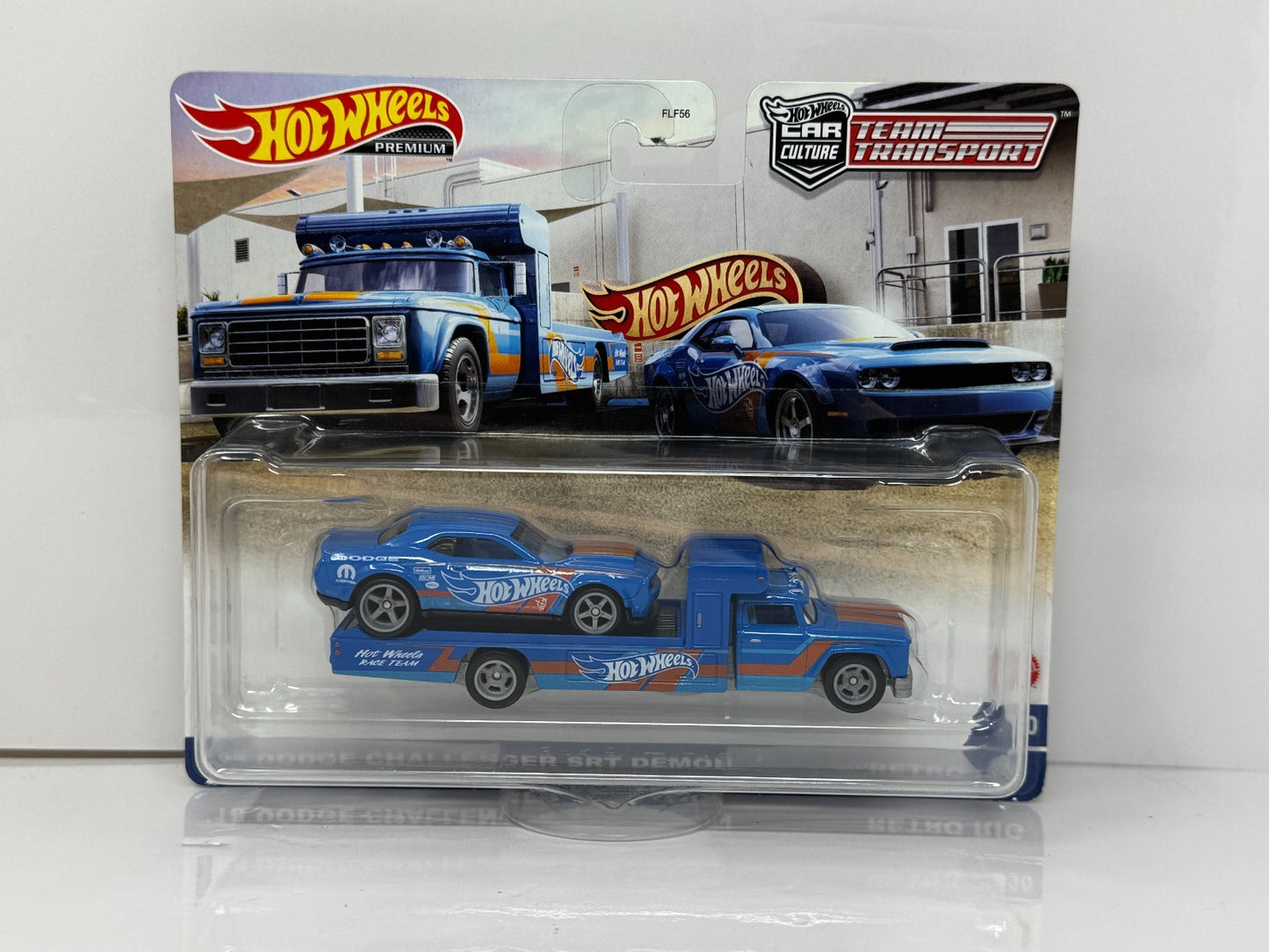 Hot Wheels Premium Team Transport #30 Dodge Challenger SRT Demon 1:64 Diecast