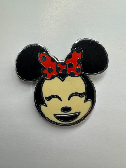 Aulani Disney Minnie Mouse Emoji Booster Trading Pin DC2S2