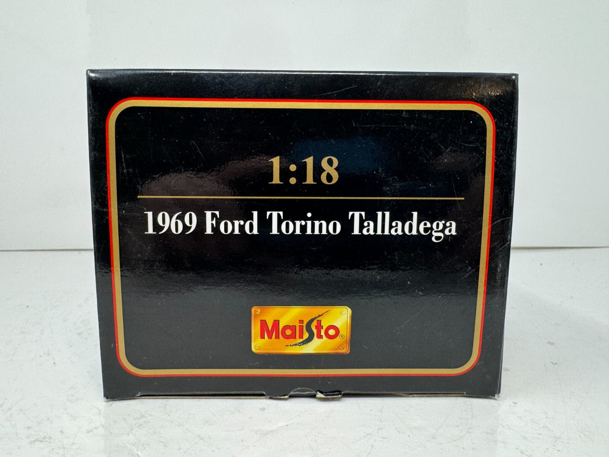 Maisto 1969 Ford Torino Talladega Special Edition 1:18 Diecast