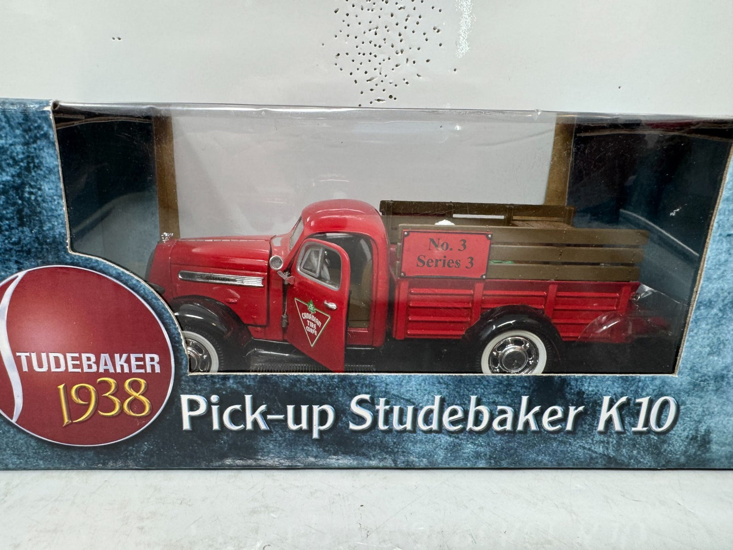 Liberty Classics Canadian Tire 1938 Studebaker K10 Pickup Truck 1:24 Diecast