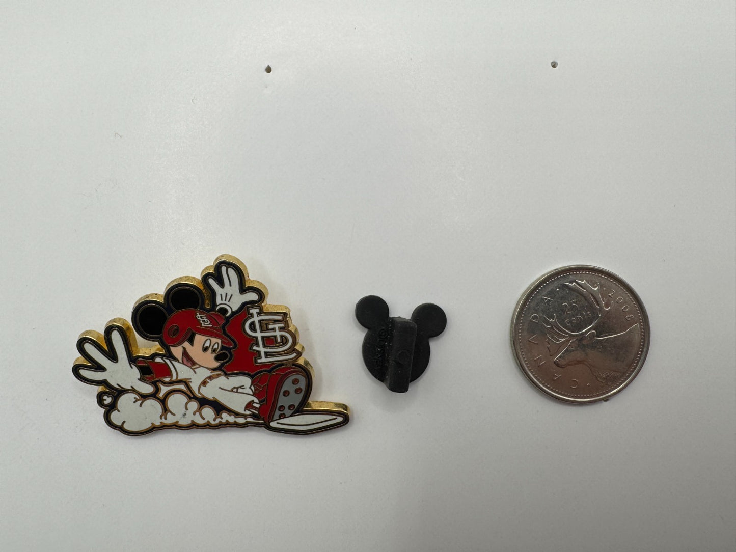 WDW Disney Mickey Mouse MLB Player St. Louis Cardinals Trading Pin DC2S1