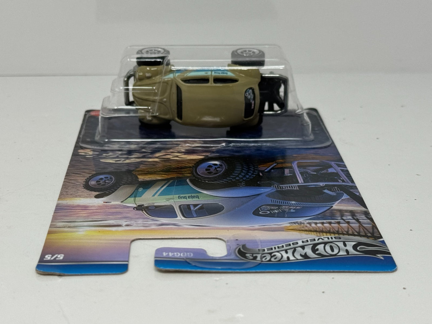 Hot Wheels Silver Series Surf's Up Volkswagen Baja Bug 1:64 Diecast