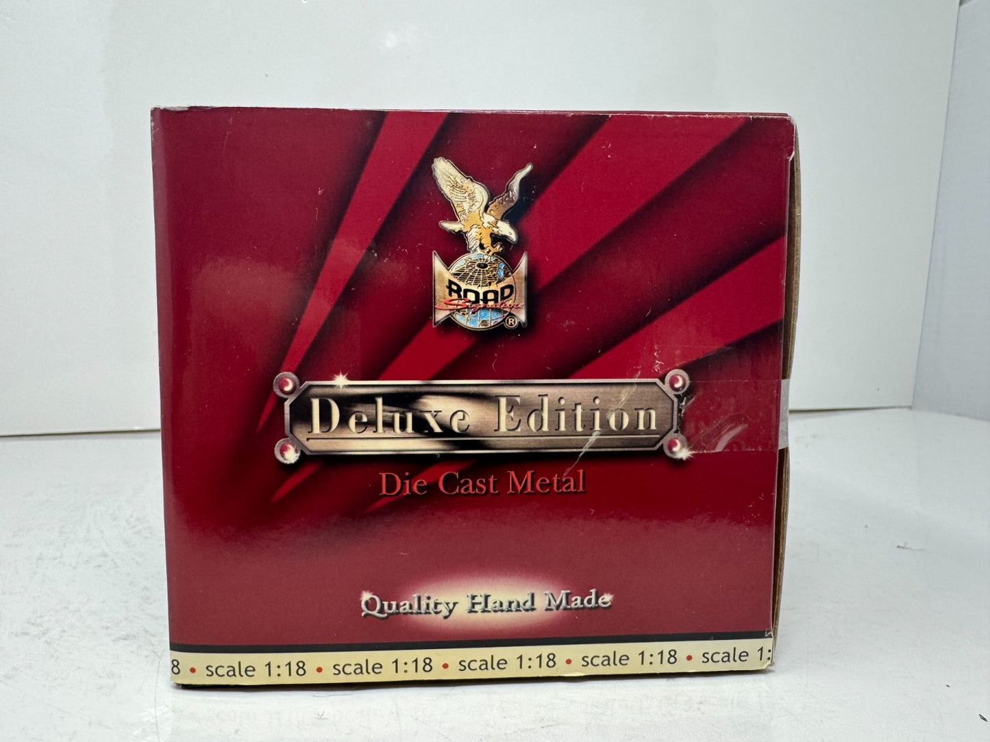 Yat Ming Road Signature 1964 Ford Falcon 1:18 Diecast