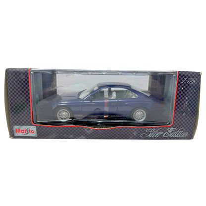 Maisto 1990 BMW 850i Silver Series 1:18 Diecast
