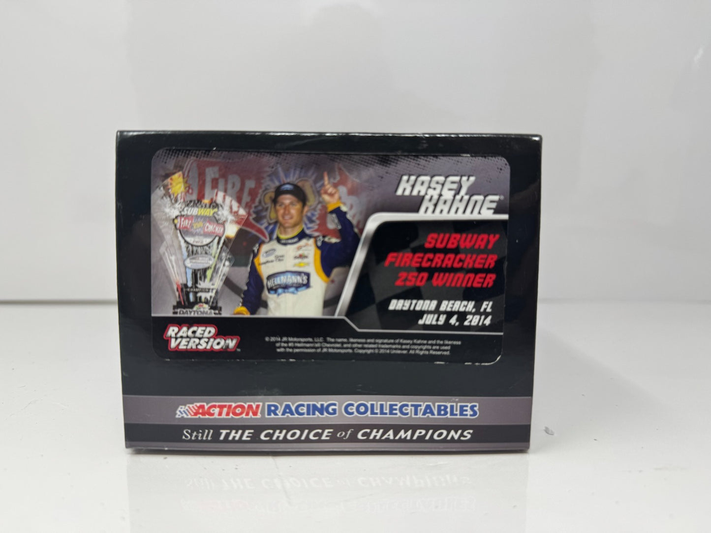 Lionel NASCAR Kasey Kahne #5 Hellmann's Daytona Win 2014 Camaro 1:24 Diecast