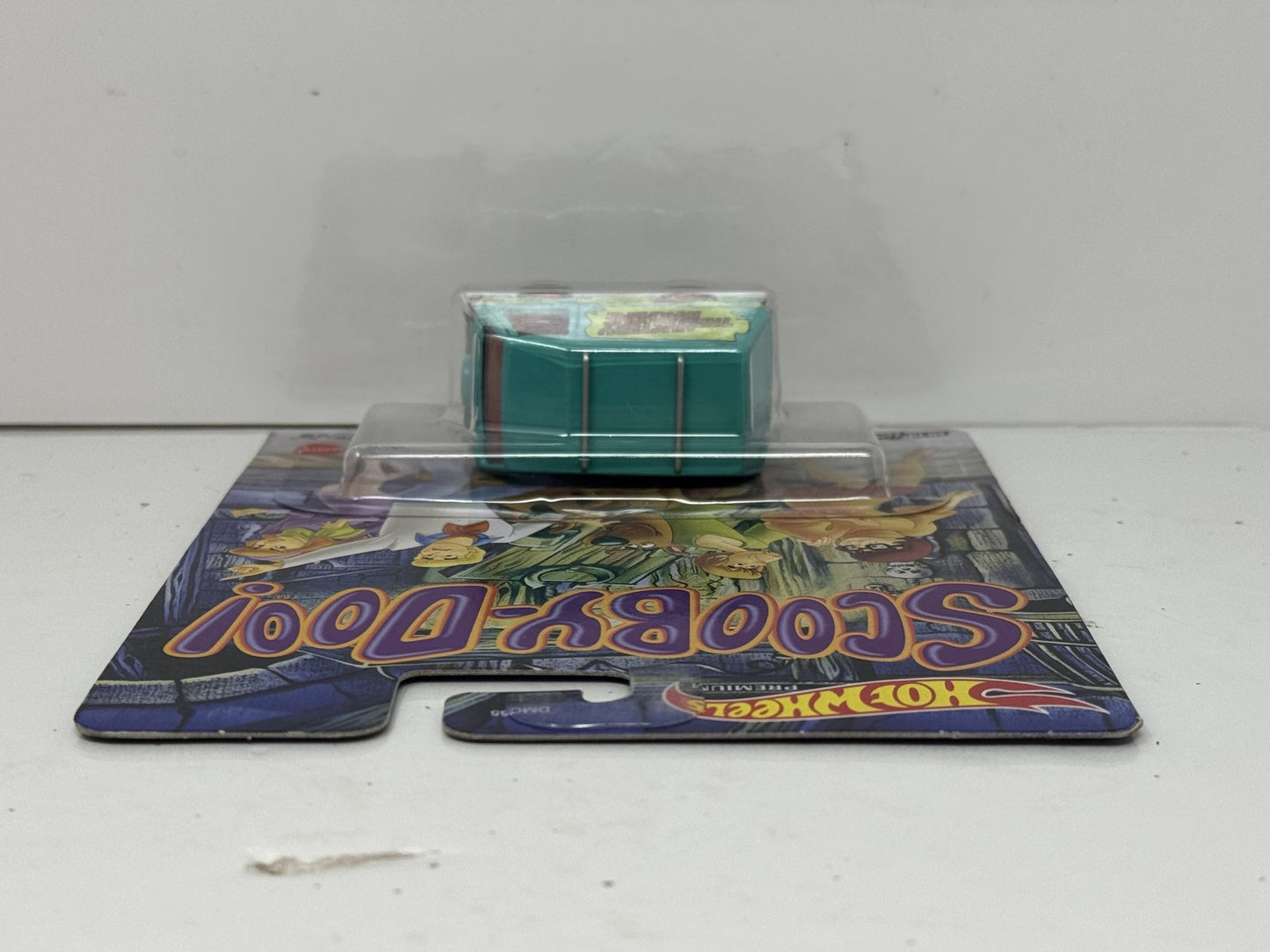 Hot Wheels Premium Scooby-Doo The Mystery Machine 1:64 Diecast