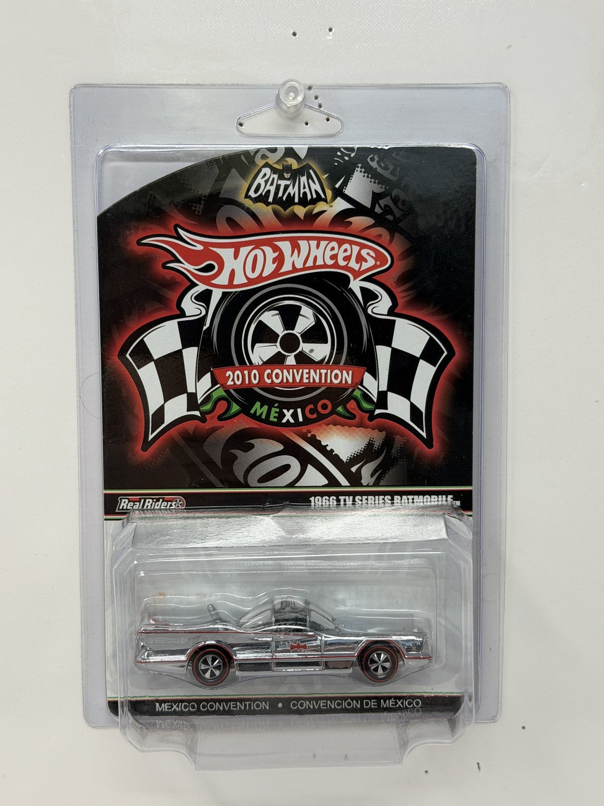Hot Wheels 2010 Mexico Convention 1966 TV Series Batmobile 1:64 Diecast #2318