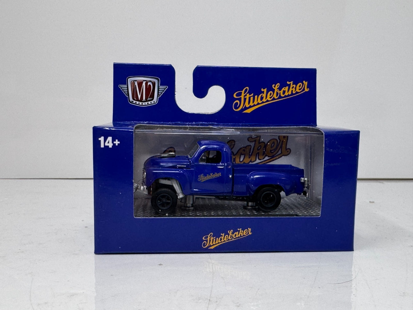 M2 Machines 1950 Studebaker 2R Truck 1:64 Diecast