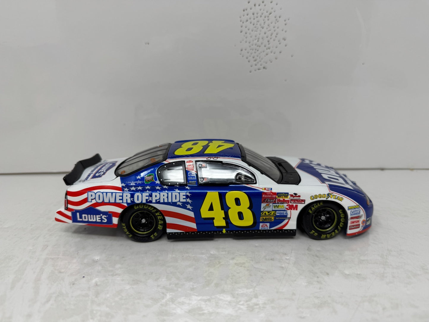 Action Nascar #48 Jimmie Johnson Lowe's Power of Pride 2002 Chevy 1:24 Diecast