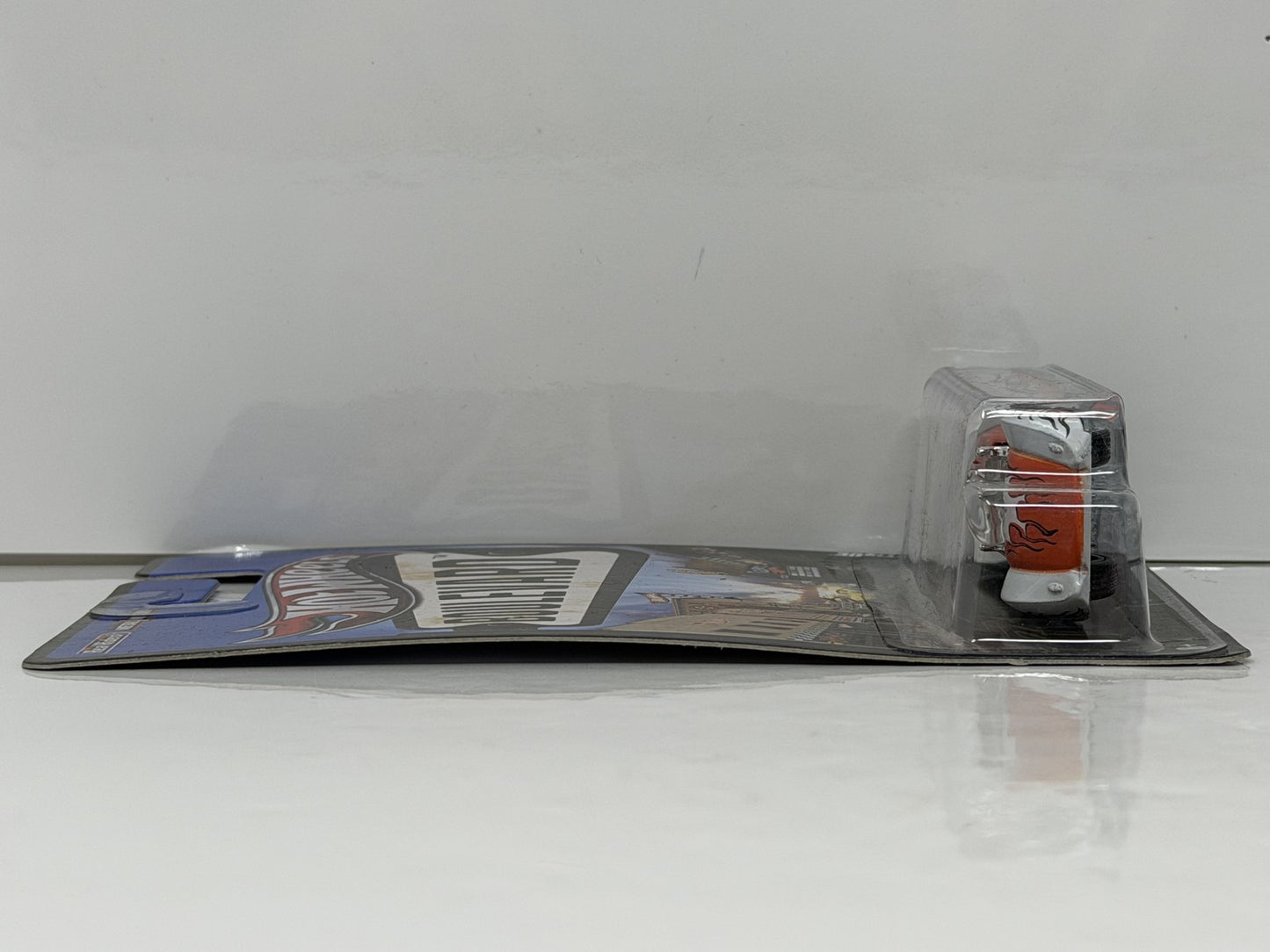 Hot Wheels Boulevard Phantastique 1:64 Diecast Real Riders