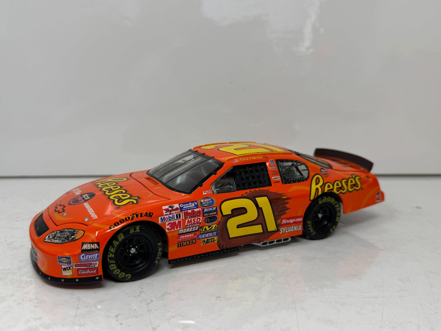 Action Nascar #21 Kevin Harvick Reese's RCR 35th Anniv. 2004 Chevy 1:24 Diecast
