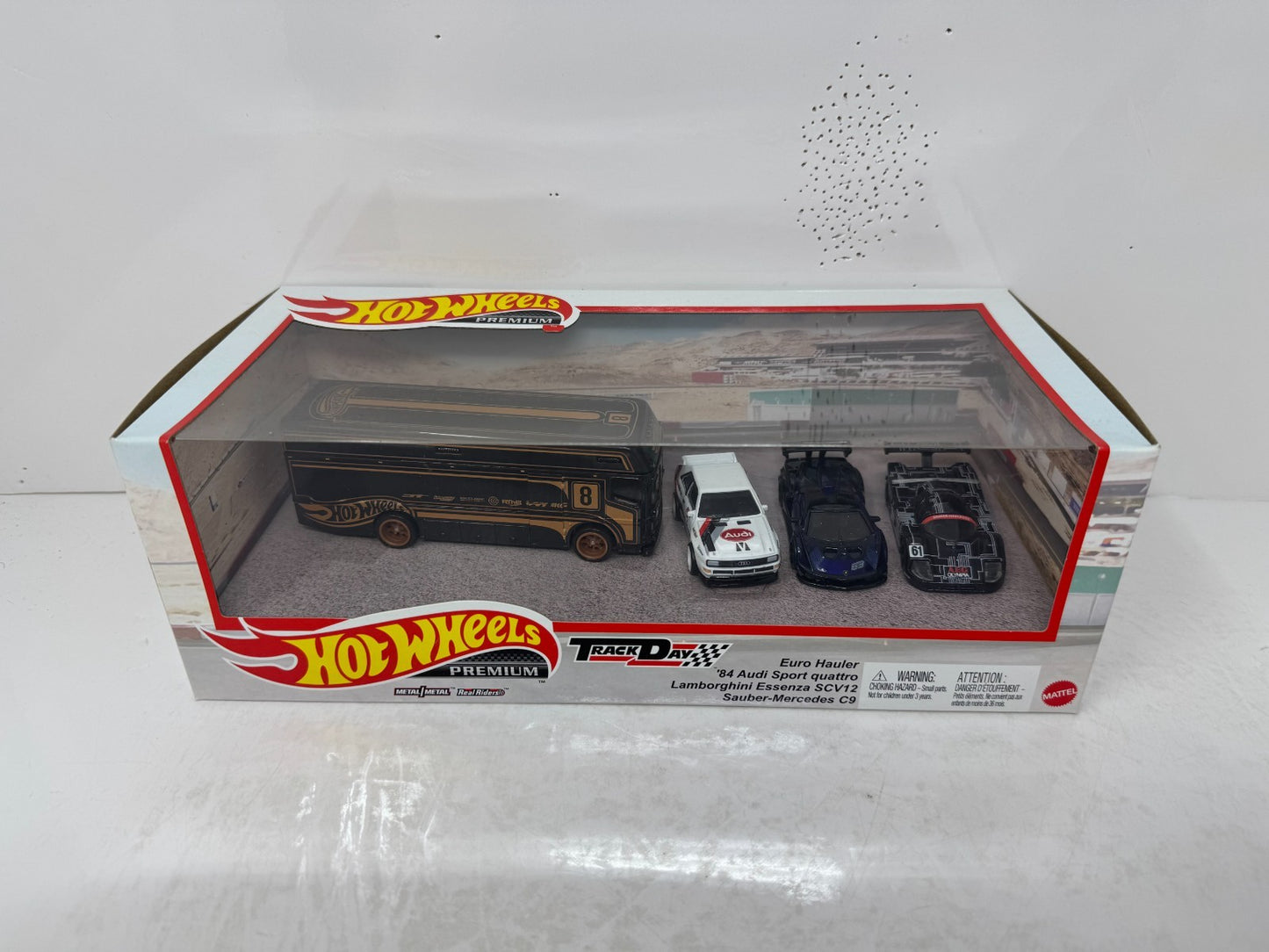 Hot Wheels Premium Track Day 4-Pack Collector Diorama Set 1:64 Diecast