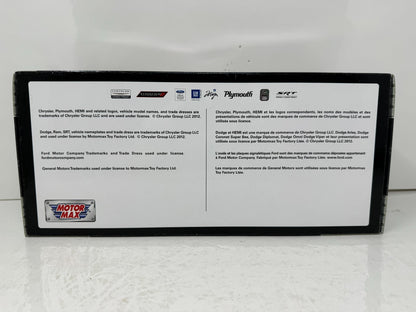 Motormax 1949 Buick Roadmaster Convertible 1:18 Diecast Yellow