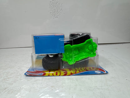 Hot Wheels Monster Trucks Treasure Hunt Phil’s Volkswagen Drag Bus 1:64 Diecast