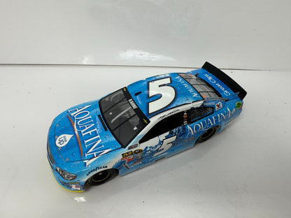 Lionel NASCAR #5 Kasey Kahne Aquafina 2015 SS 1:24 Diecast