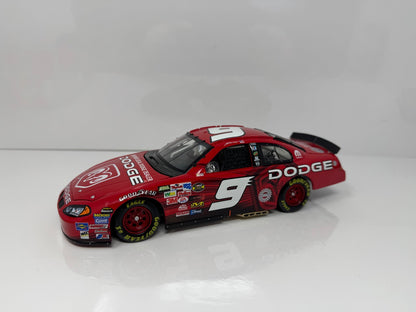 Action NASCAR Kasey Kahne #9 Dodge Dealers 2004 Intrepid 1:24 Diecast