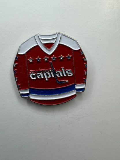 Washington Capitals 90s Red Jersey NHL Hockey Lapel Pin