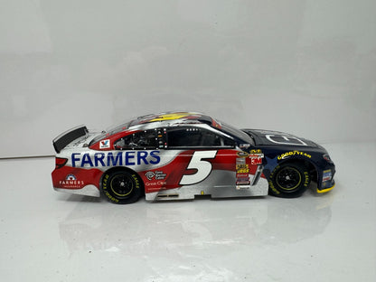 Lionel NASCAR Kasey Kahne #5 Farmers GI Jobs Salutes 2014 Chevy SS 1:24 Diecast