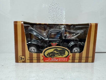 Golden Wheel Canadian Tire '40's Ford Motor Truck 1:24 Diecast