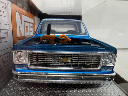 M2 Machines 1973 Chevrolet Cheyenne 10 NOS Nitrous Oxide 1:24 Diecast