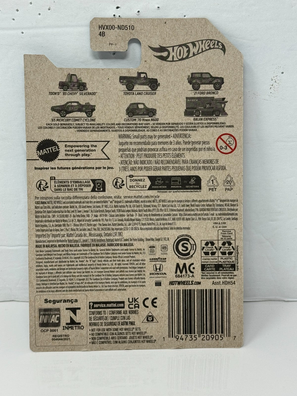 Hot Wheels Pearl and Chrome Toon'D 1983 Chevy Silverado 1:64 Diecast