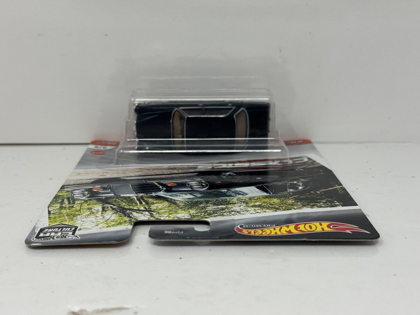 Hot Wheels Premium Modern Classics 1972 Mercedes-Benz 280 SEL 4.5 1:64 Diecast
